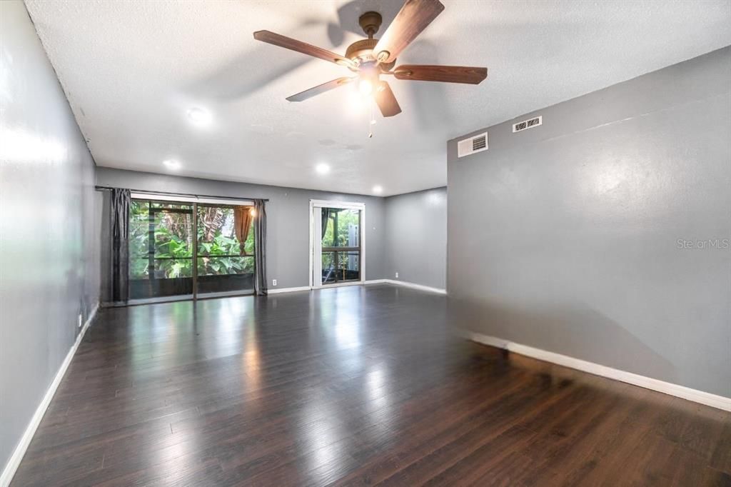 Activo con contrato: $179,000 (3 camas, 2 baños, 1400 Pies cuadrados)