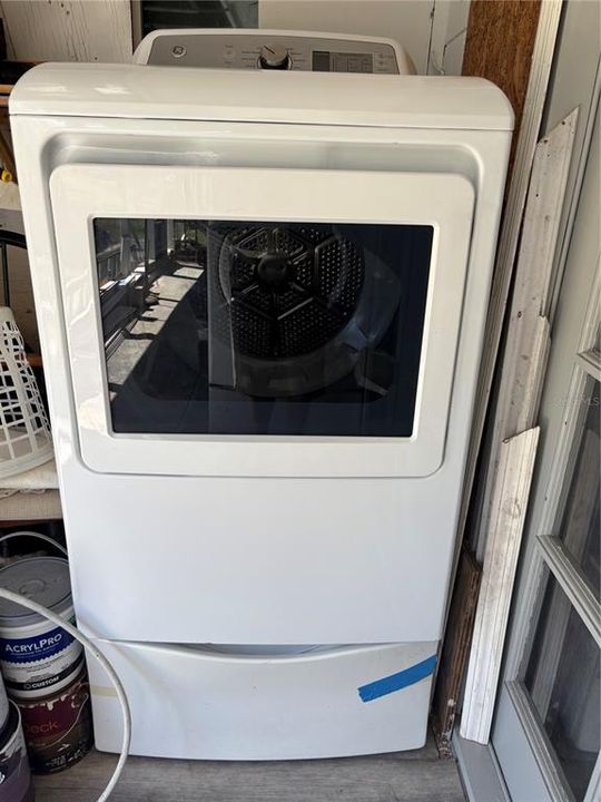 For Sale: $274,990 (3 beds, 2 baths, 1344 Square Feet)