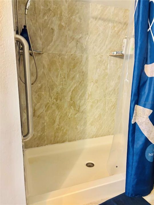 For Sale: $274,990 (3 beds, 2 baths, 1344 Square Feet)