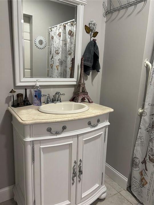 For Sale: $274,990 (3 beds, 2 baths, 1344 Square Feet)