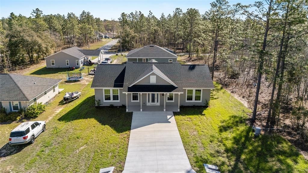 На продажу: $294,999 (3 спален, 2 ванн, 1640 Квадратных фут)