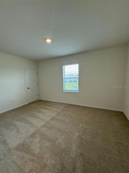 На продажу: $295,000 (3 спален, 2 ванн, 1673 Квадратных фут)