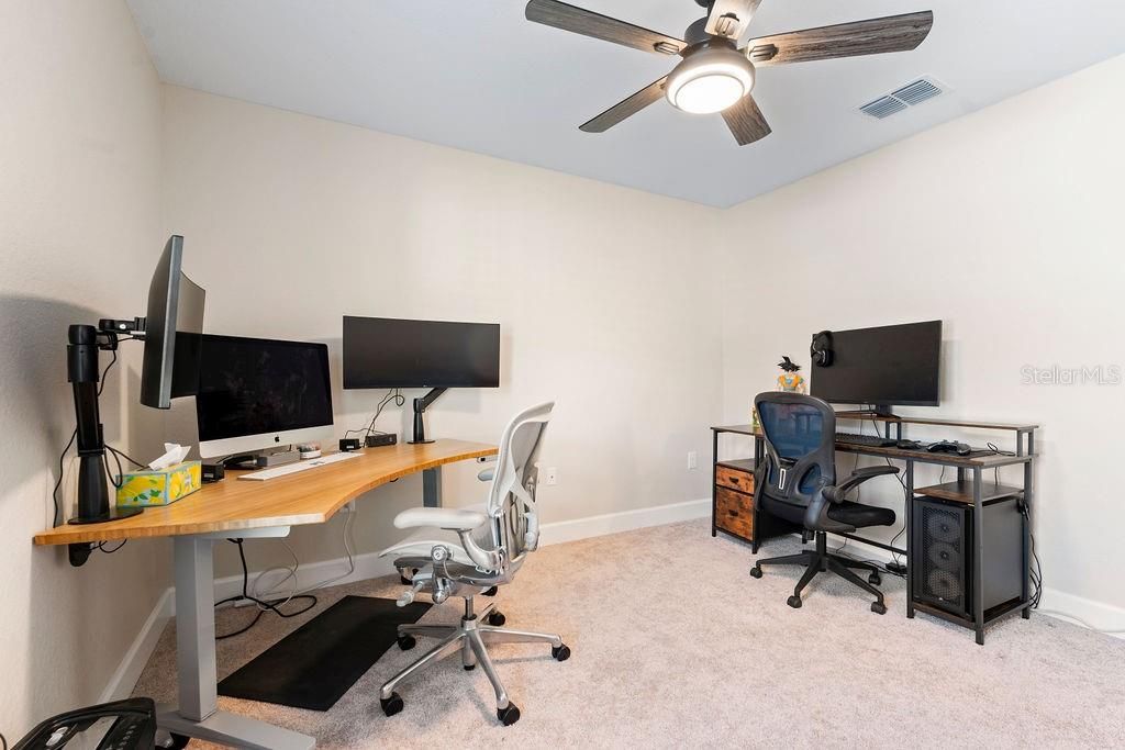 На продажу: $470,000 (4 спален, 3 ванн, 2207 Квадратных фут)