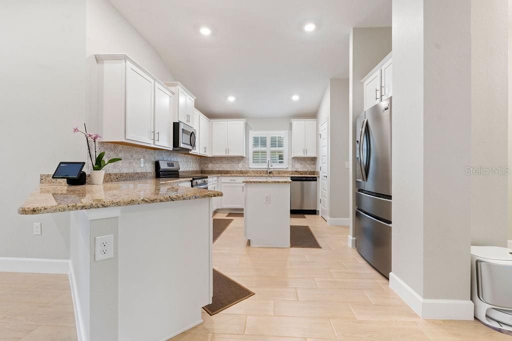 На продажу: $470,000 (4 спален, 3 ванн, 2207 Квадратных фут)