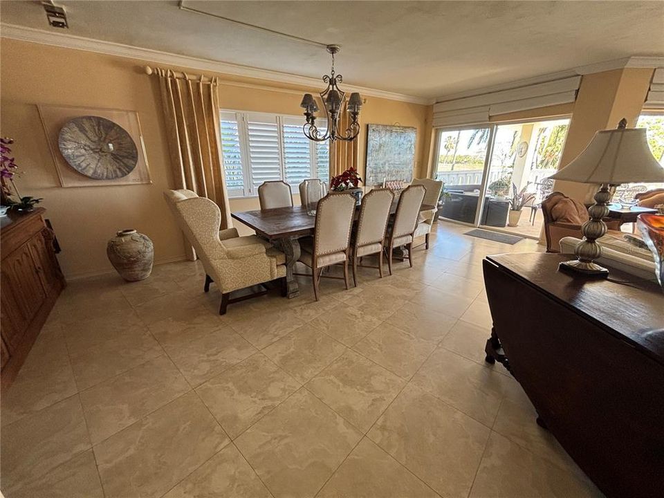 For Sale: $790,000 (3 beds, 2 baths, 2150 Square Feet)