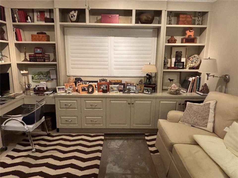 For Sale: $790,000 (3 beds, 2 baths, 2150 Square Feet)