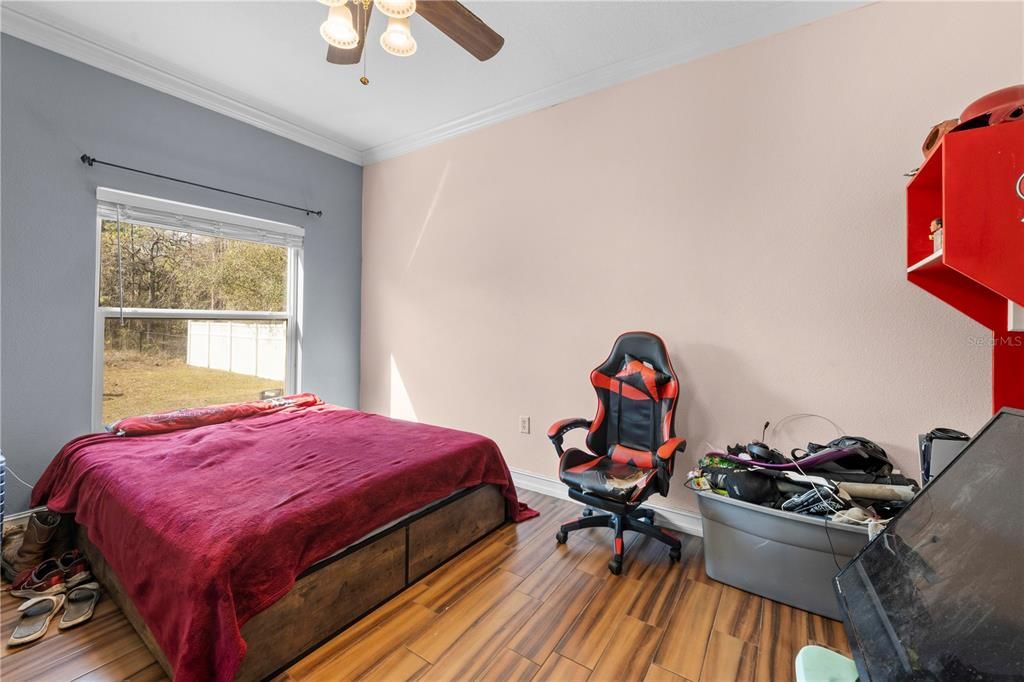 For Sale: $469,000 (3 beds, 2 baths, 2372 Square Feet)