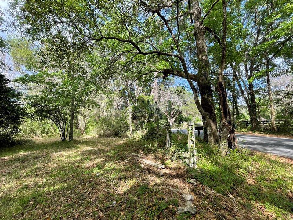 待售: $359,000 (15.00 acres)