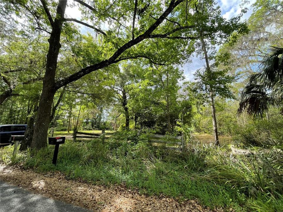 待售: $359,000 (15.00 acres)