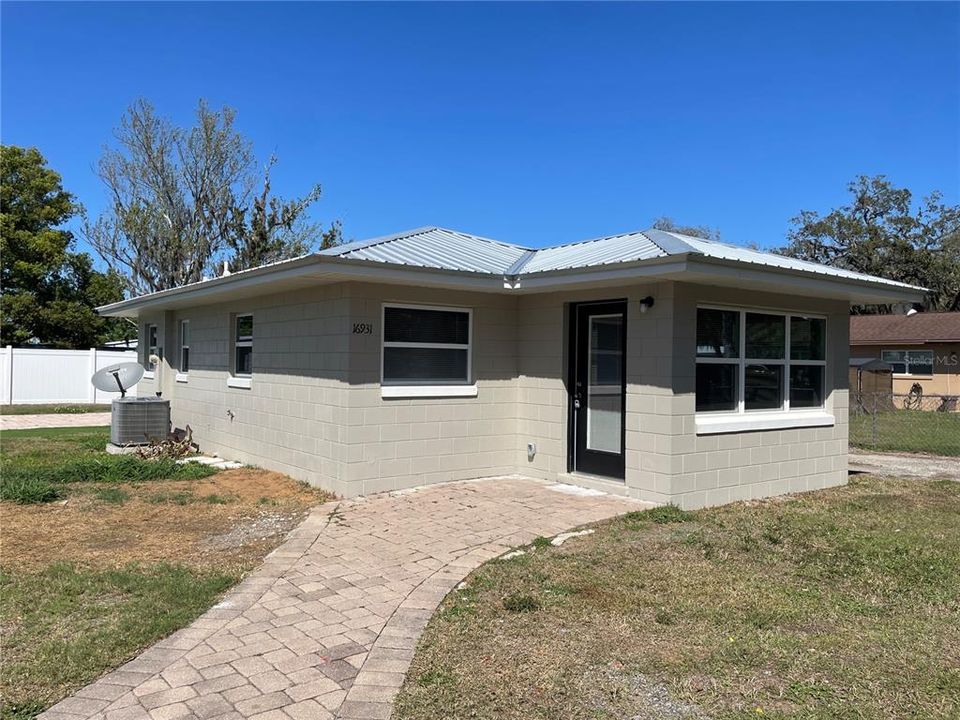 Недавно арендовано: $1,900 (1 спален, 1 ванн, 736 Квадратных фут)