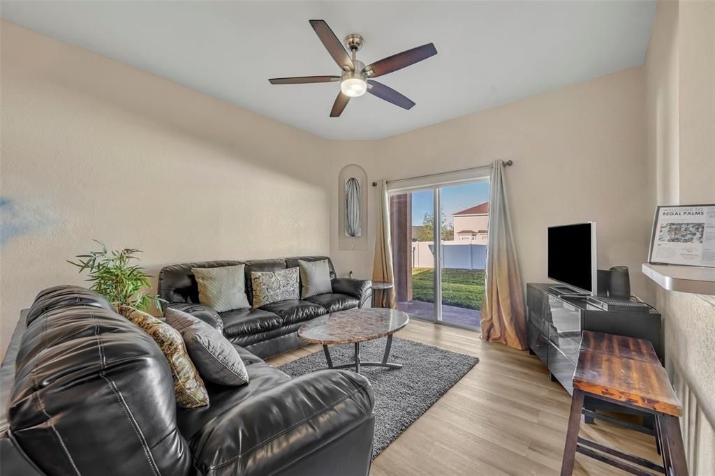 For Sale: $213,900 (4 beds, 3 baths, 1492 Square Feet)