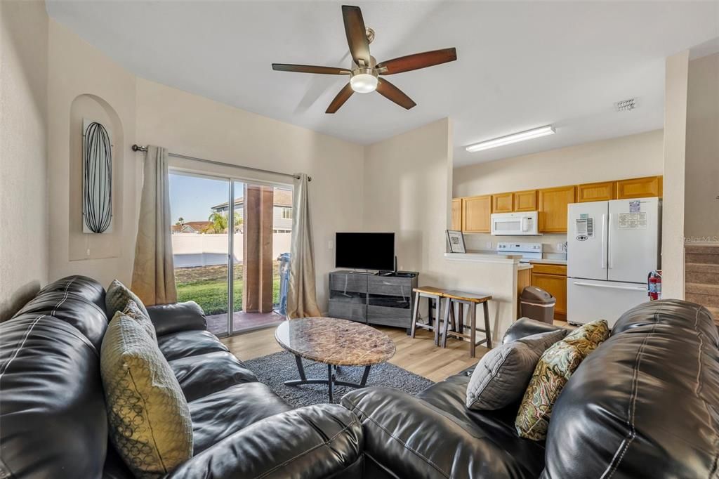 For Sale: $213,900 (4 beds, 3 baths, 1492 Square Feet)