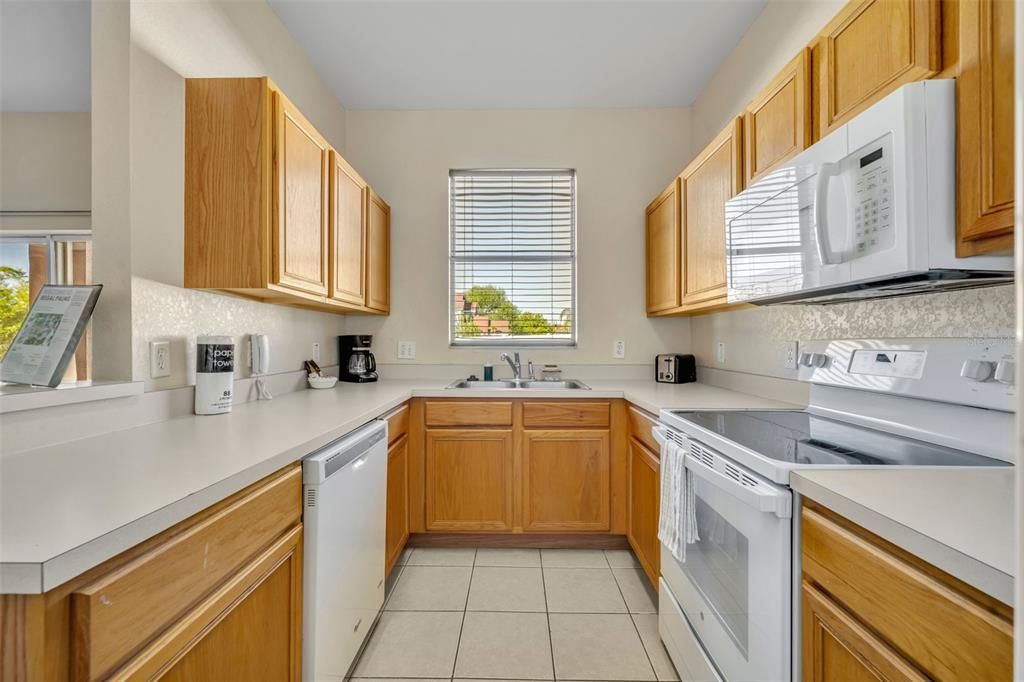 For Sale: $213,900 (4 beds, 3 baths, 1492 Square Feet)