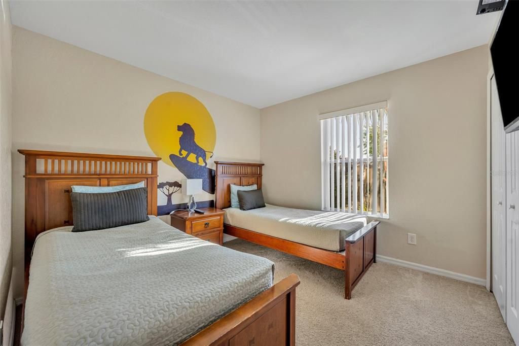 For Sale: $213,900 (4 beds, 3 baths, 1492 Square Feet)