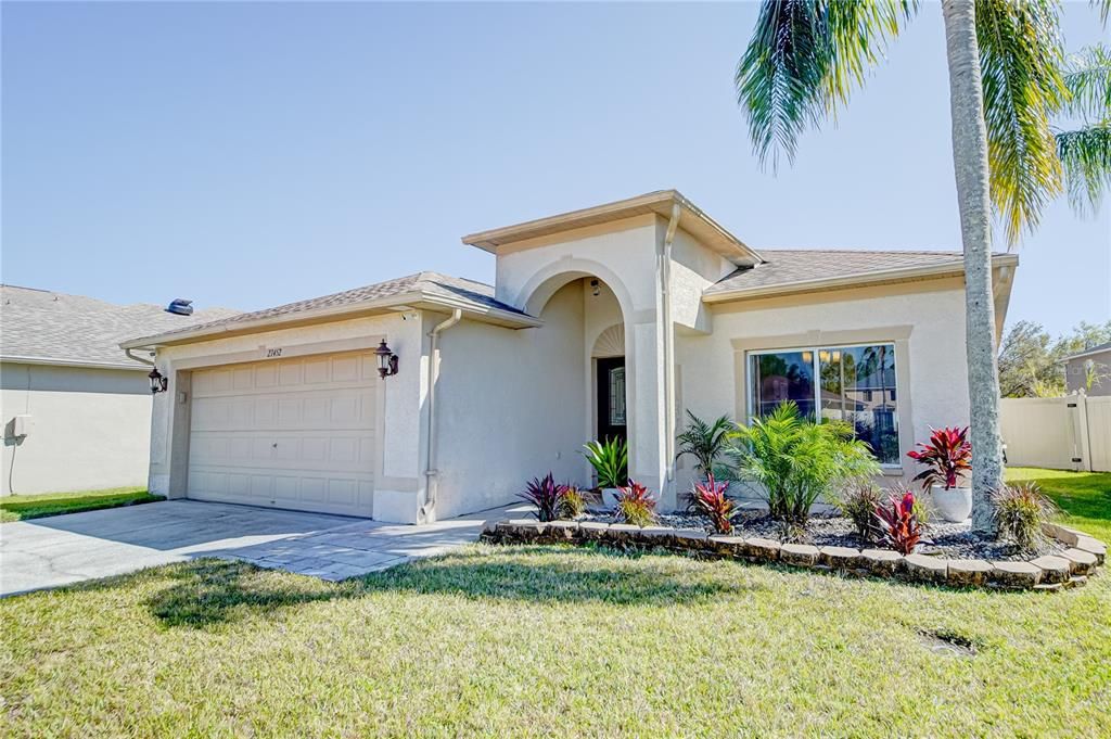 最近售出: $374,000 (3 贝兹, 2 浴室, 1715 平方英尺)