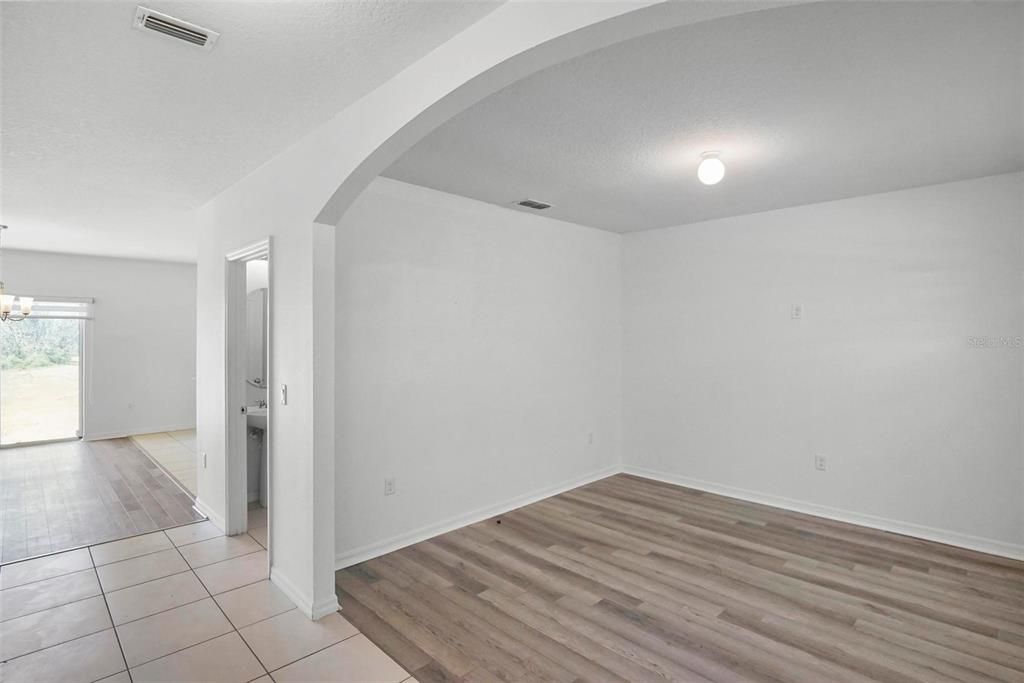 Active With Contract: $329,000 (4 beds, 2 baths, 2526 Square Feet)