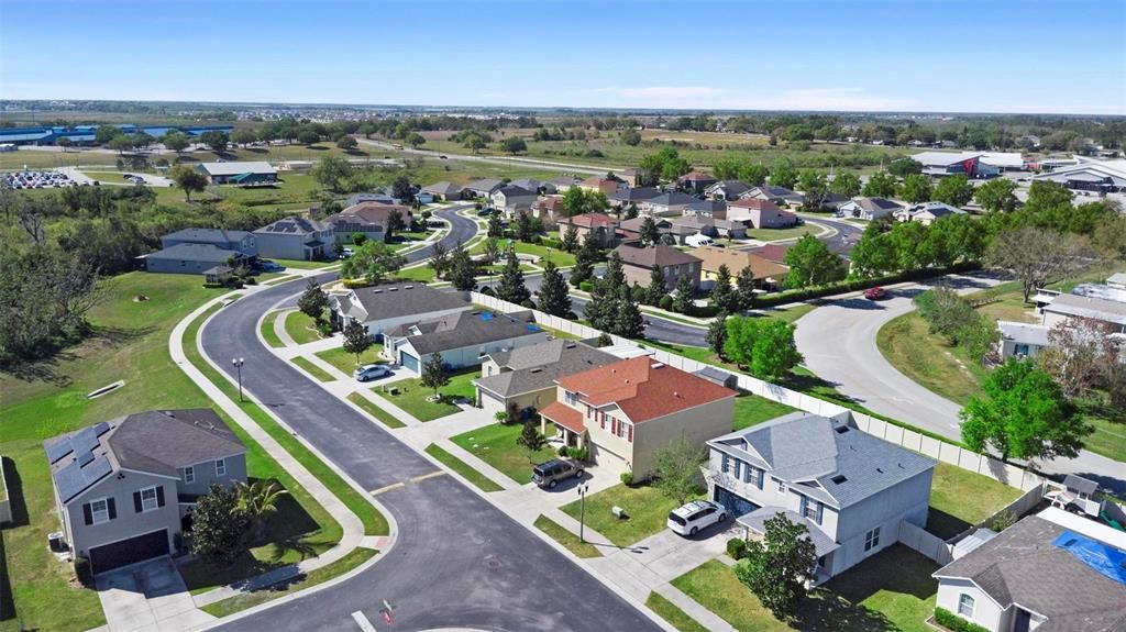 Active With Contract: $329,000 (4 beds, 2 baths, 2526 Square Feet)