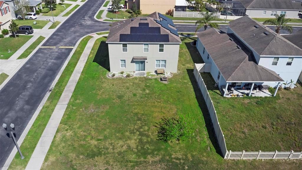 Active With Contract: $329,000 (4 beds, 2 baths, 2526 Square Feet)