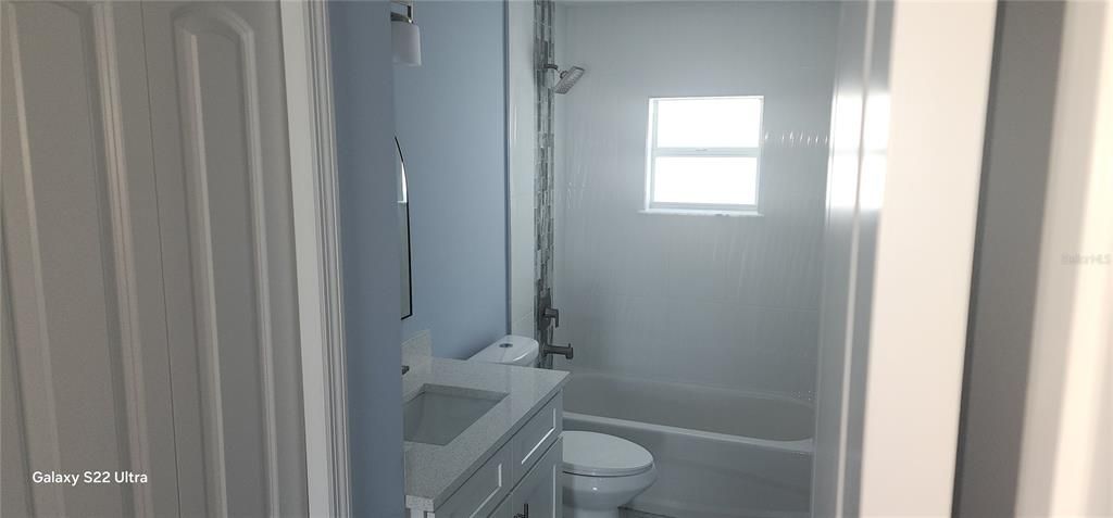 На продажу: $549,000 (4 спален, 3 ванн, 2215 Квадратных фут)