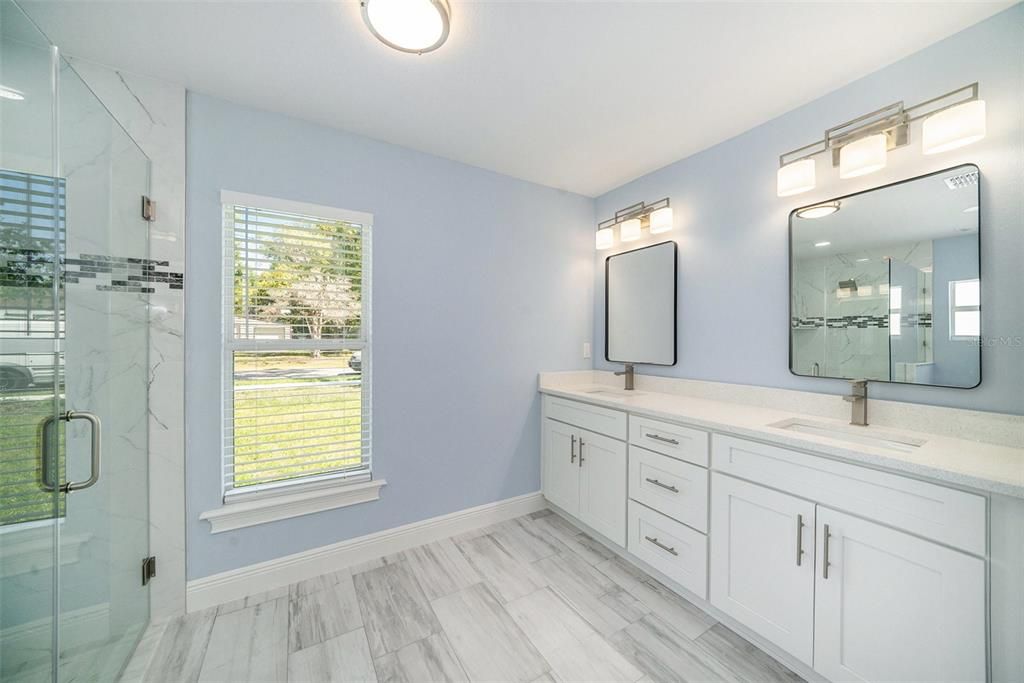 На продажу: $549,000 (4 спален, 3 ванн, 2215 Квадратных фут)