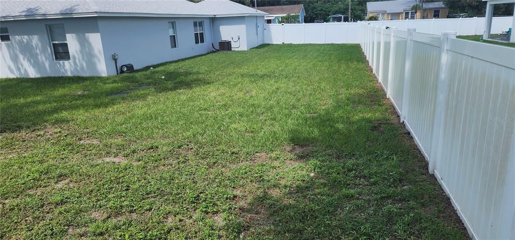 На продажу: $549,000 (4 спален, 3 ванн, 2215 Квадратных фут)