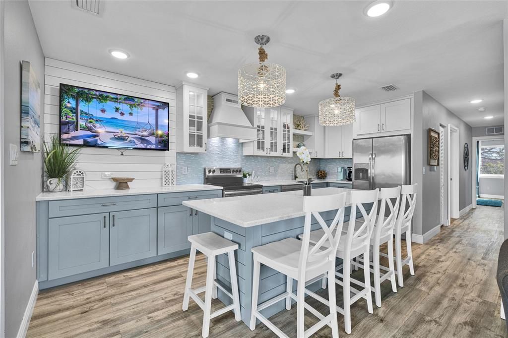 待售: $960,000 (3 贝兹, 2 浴室, 975 平方英尺)