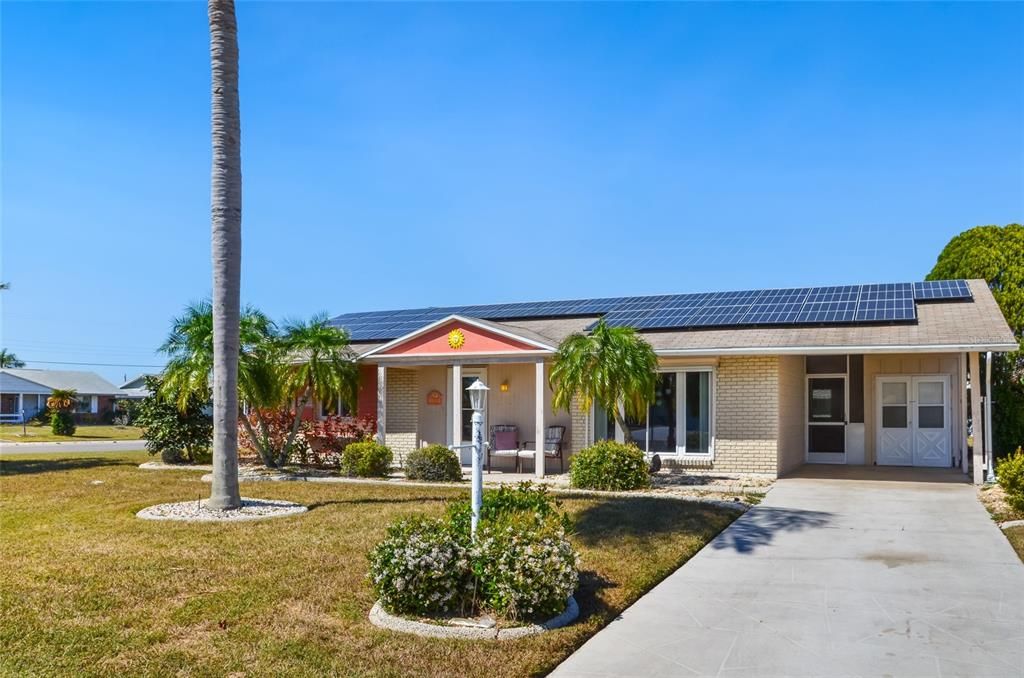 合同活跃: $180,000 (2 贝兹, 1 浴室, 1149 平方英尺)