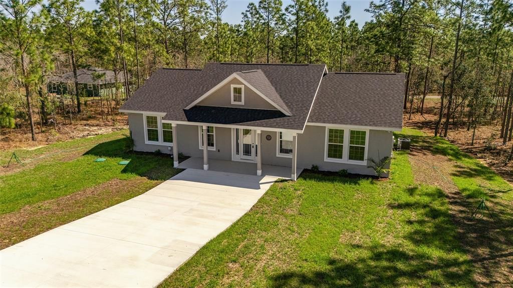 На продажу: $294,999 (3 спален, 2 ванн, 1640 Квадратных фут)