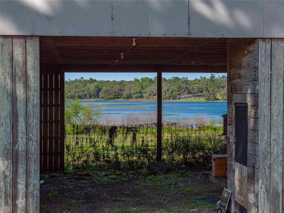 待售: $199,900 (2.62 acres)