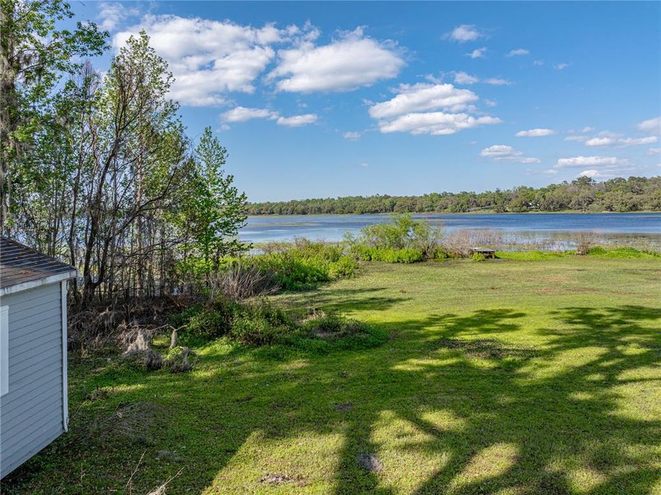 待售: $199,900 (2.62 acres)