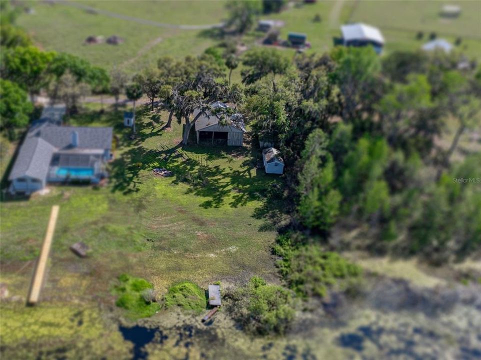 待售: $199,900 (2.62 acres)