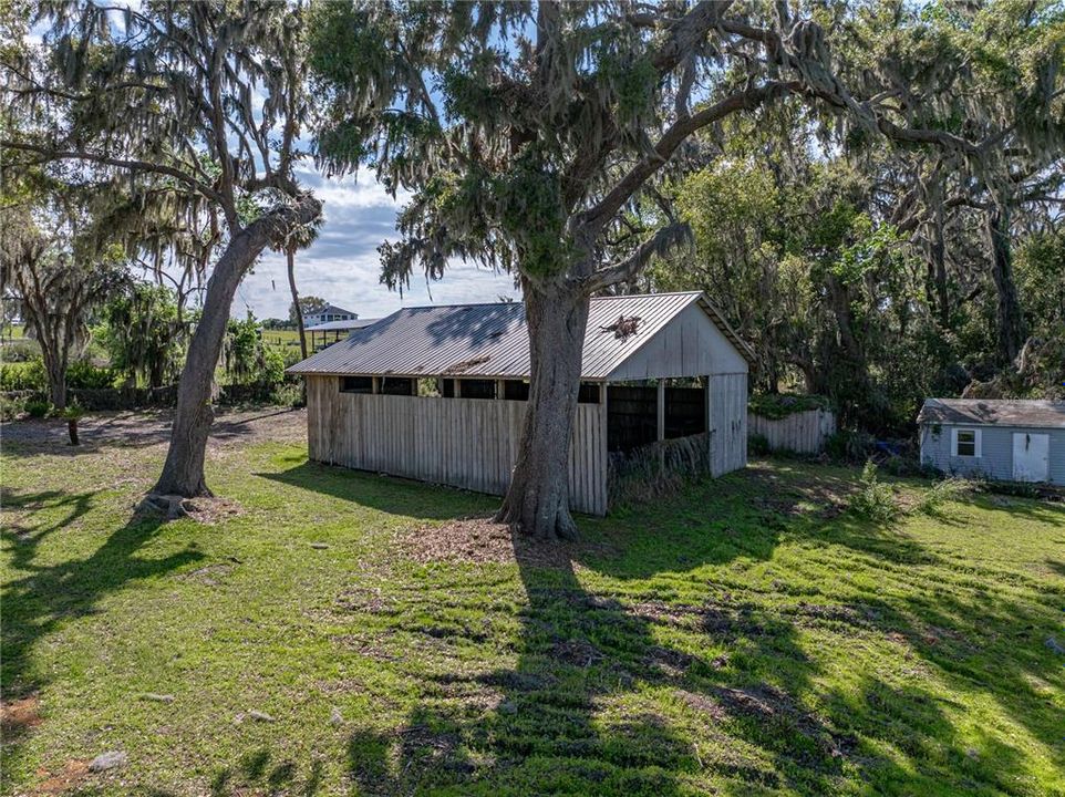 待售: $199,900 (2.62 acres)