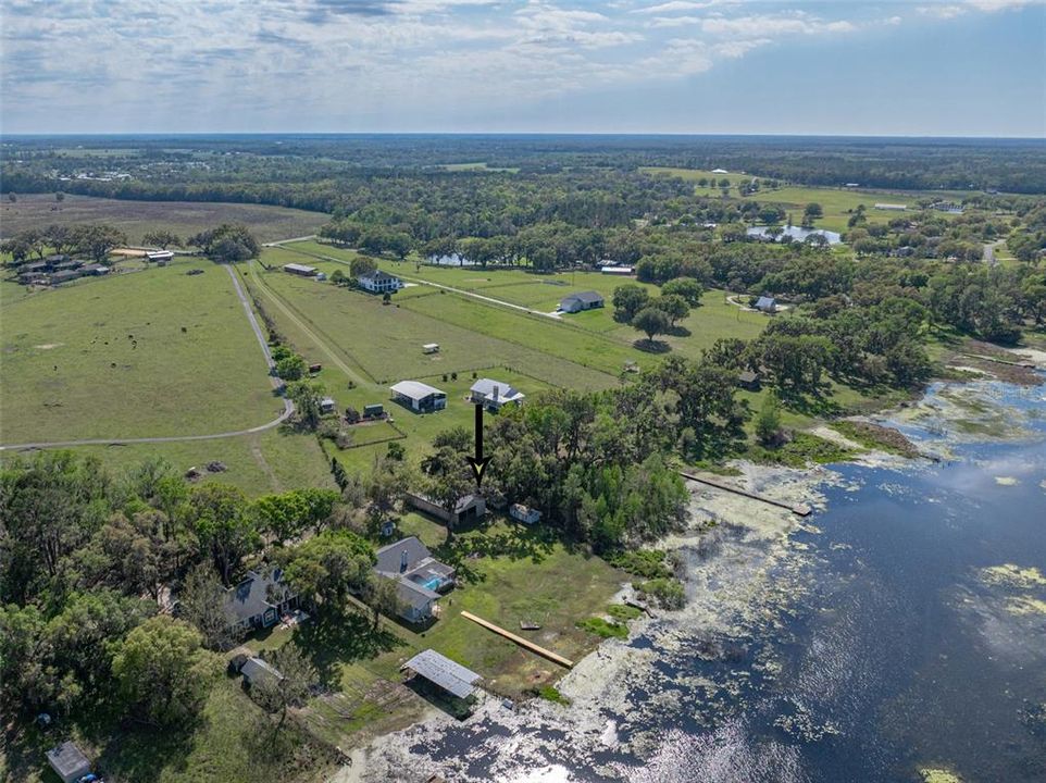 待售: $199,900 (2.62 acres)