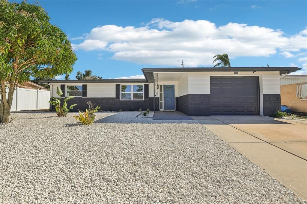 Vendido Recientemente: $240,000 (2 camas, 1 baños, 996 Pies cuadrados)