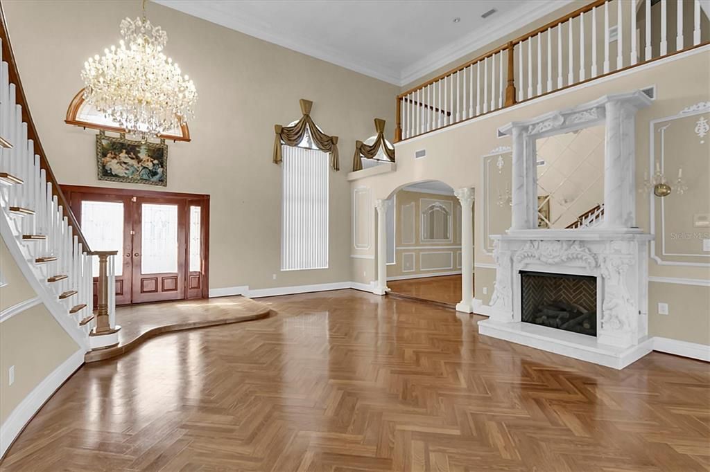 En Venta: $999,900 (4 camas, 3 baños, 5410 Pies cuadrados)