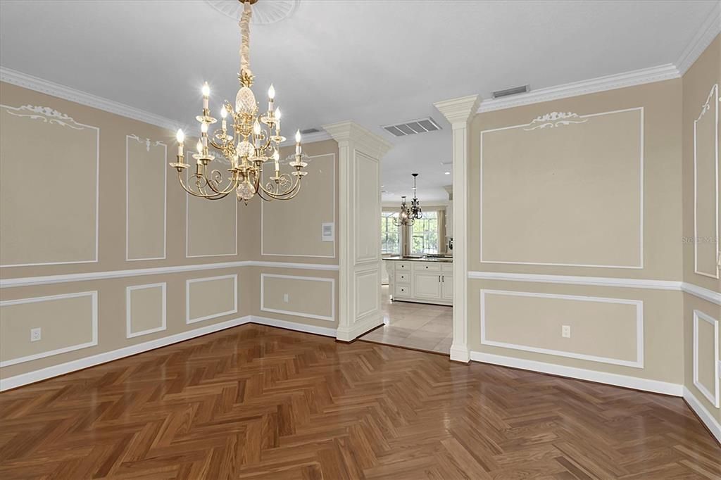 En Venta: $999,900 (4 camas, 3 baños, 5410 Pies cuadrados)