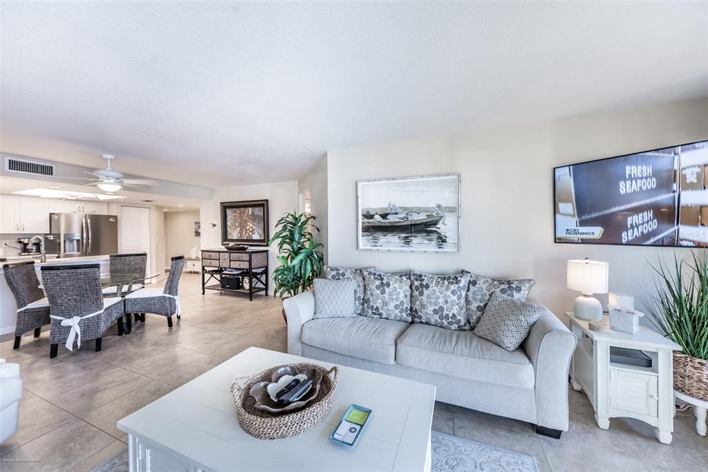 For Rent: $4,500 (2 beds, 2 baths, 1180 Square Feet)