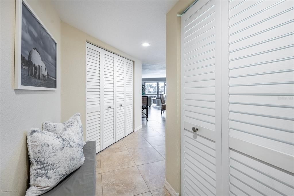 For Rent: $4,500 (2 beds, 2 baths, 1180 Square Feet)