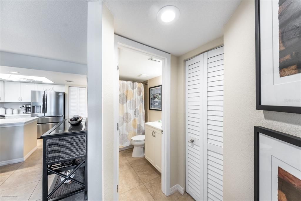 For Rent: $4,500 (2 beds, 2 baths, 1180 Square Feet)