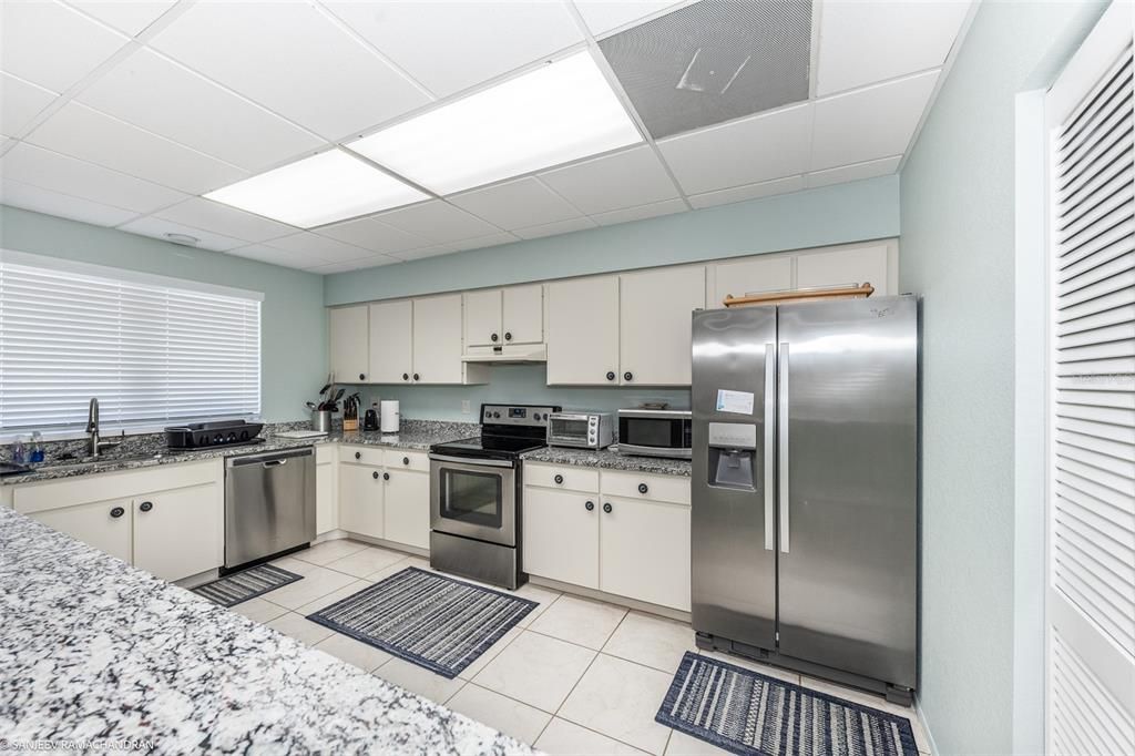 For Rent: $4,500 (2 beds, 2 baths, 1180 Square Feet)