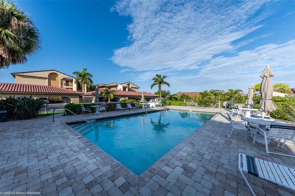 For Rent: $4,500 (2 beds, 2 baths, 1180 Square Feet)