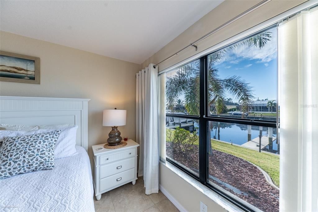 For Rent: $4,500 (2 beds, 2 baths, 1180 Square Feet)