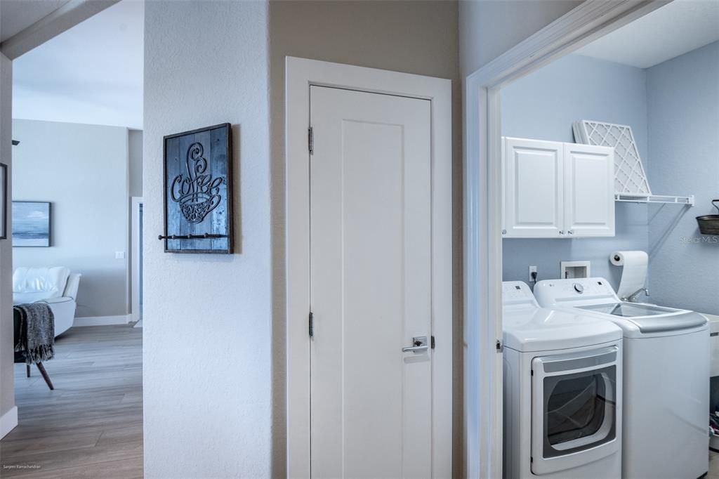 В аренду: $4,750 (3 спален, 2 ванн, 2210 Квадратных фут)