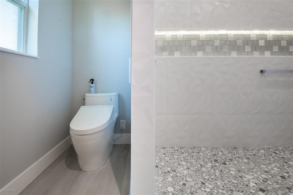 В аренду: $4,750 (3 спален, 2 ванн, 2210 Квадратных фут)