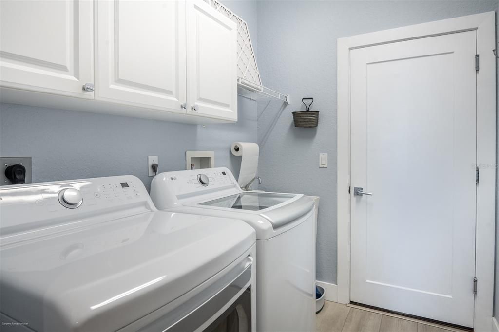 В аренду: $4,750 (3 спален, 2 ванн, 2210 Квадратных фут)