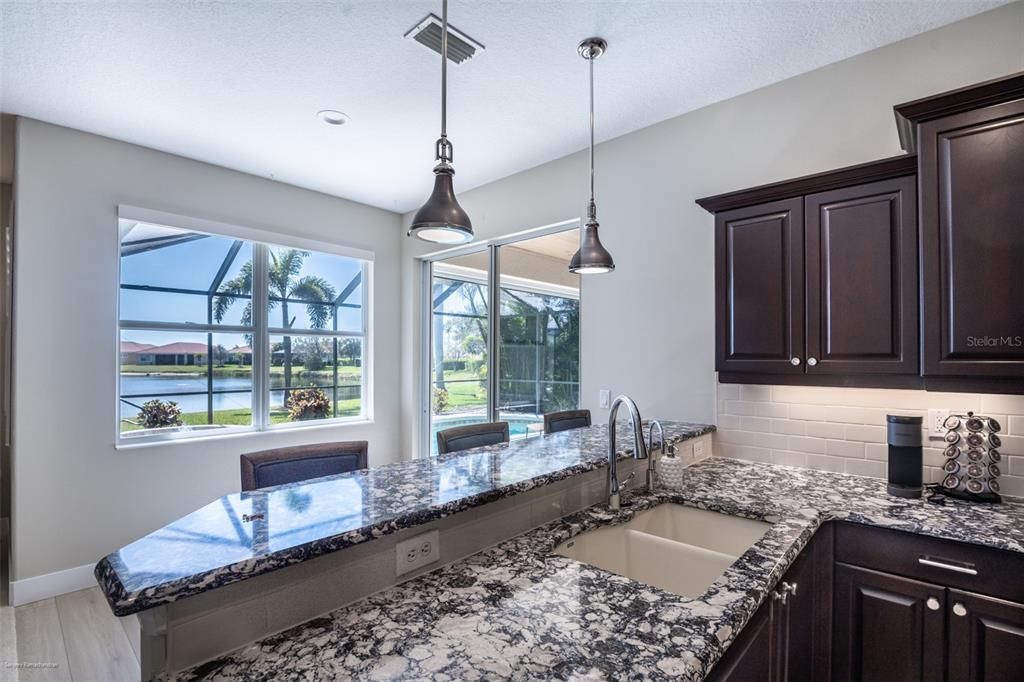 В аренду: $4,750 (3 спален, 2 ванн, 2210 Квадратных фут)