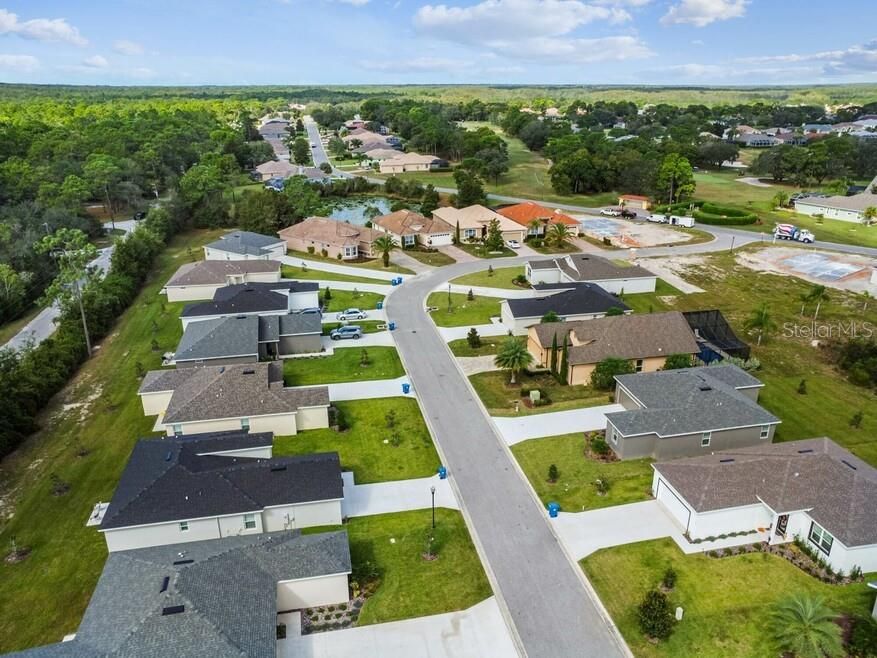 For Rent: $1,950 (3 beds, 2 baths, 1550 Square Feet)