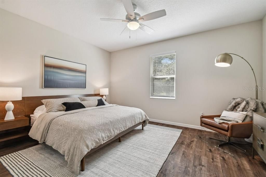 For Rent: $1,950 (3 beds, 2 baths, 1550 Square Feet)