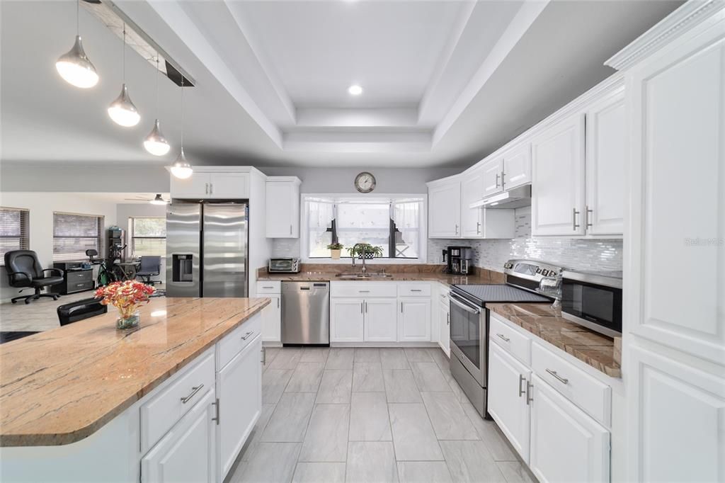 待售: $1,125,000 (3 贝兹, 2 浴室, 2136 平方英尺)