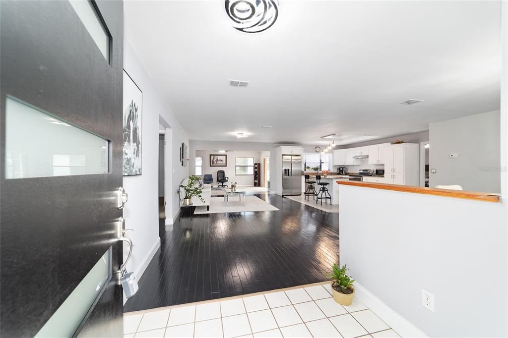 待售: $1,125,000 (3 贝兹, 2 浴室, 2136 平方英尺)